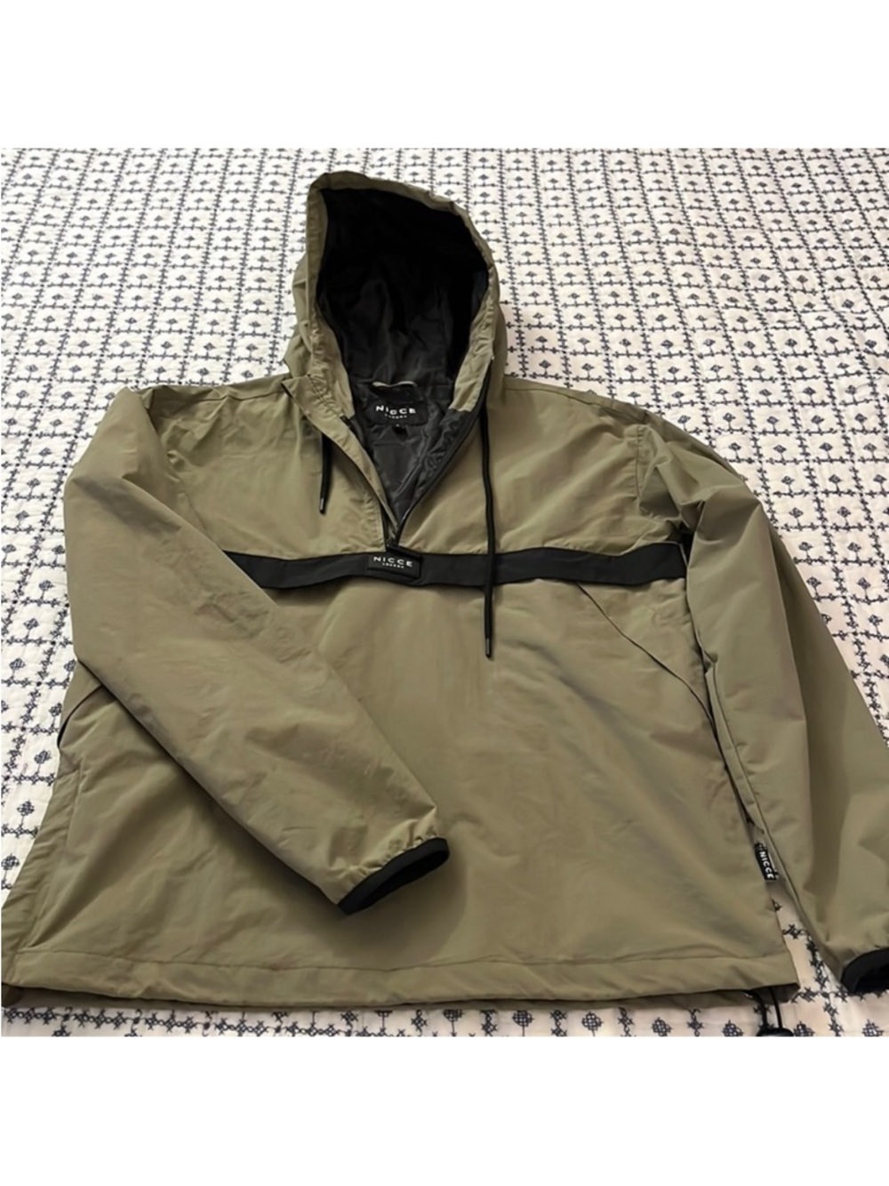 Nicce Men’s Hooded Pullover Windbreaker Jacket
